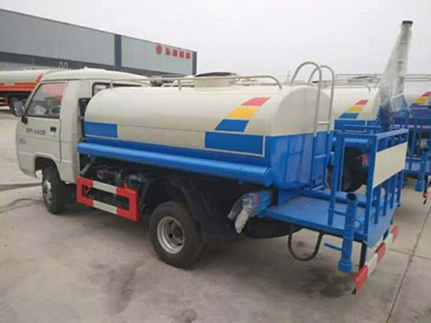福田時代2噸灑水車(藍(lán)牌）